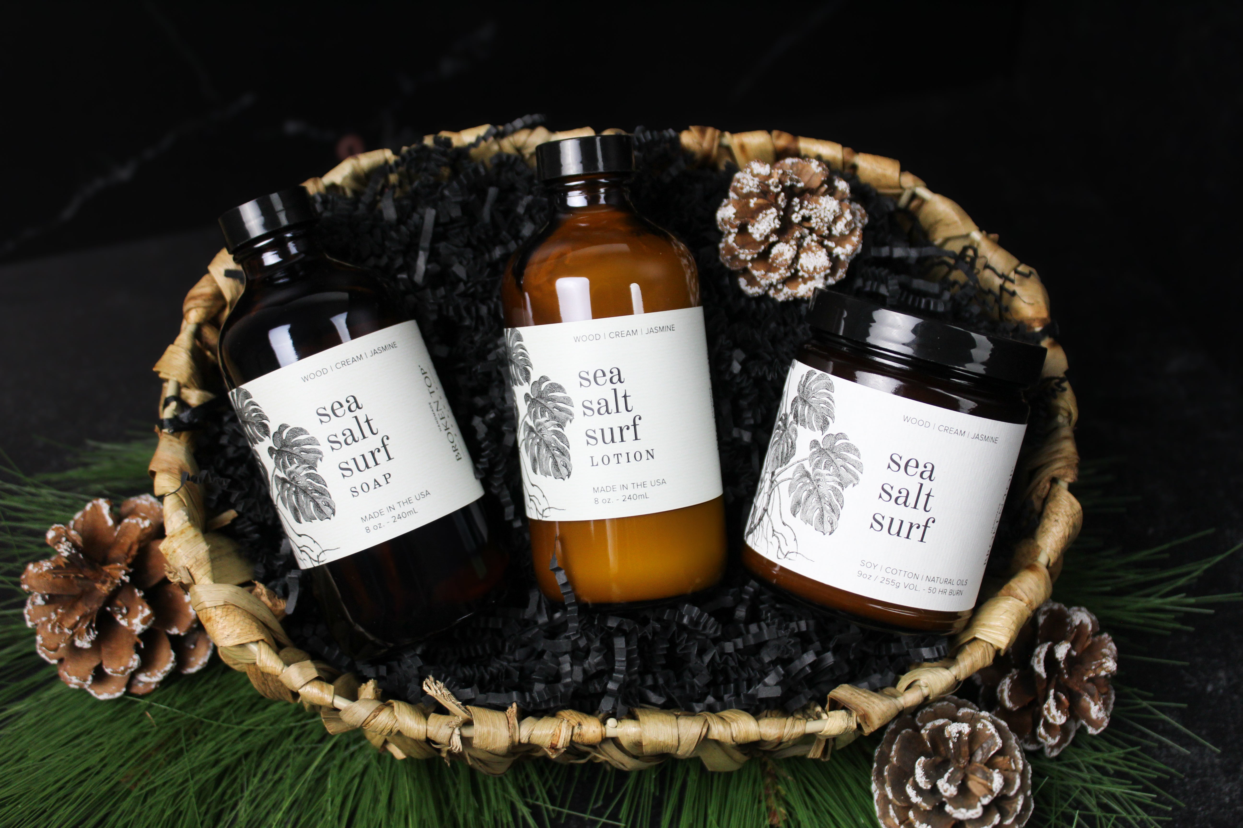 Corporate_Holiday_Gifts_2024-1.jpg